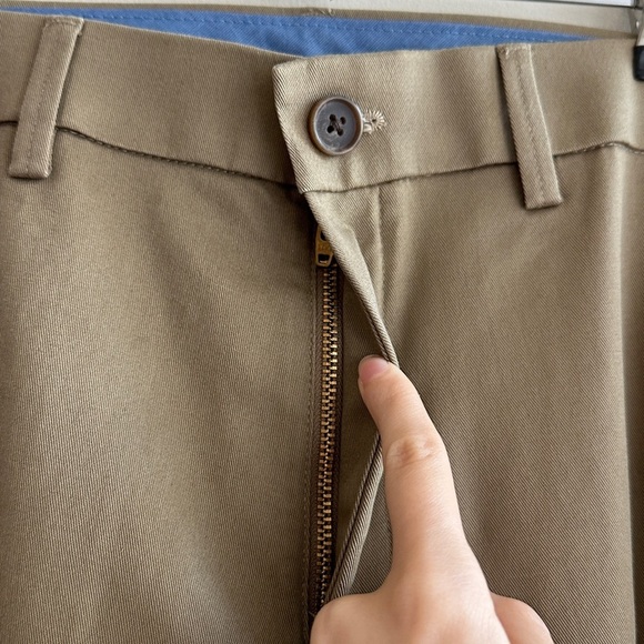 Haggar Clothing Premium No Iron Khaki, Flat Front Straight Fit, 34W x 34L - Picture 9 of 16